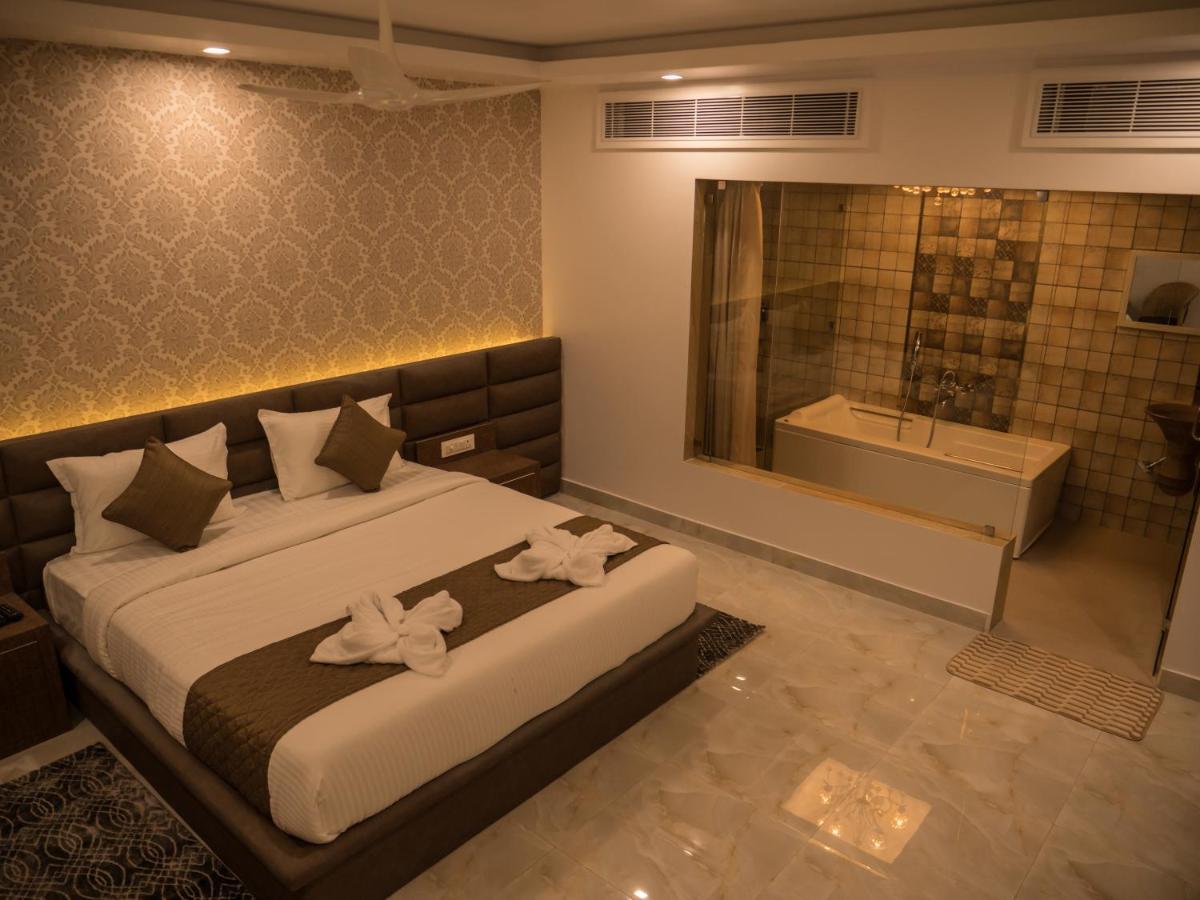 Hotel Blue Waves Jangli Ghāt Exterior photo