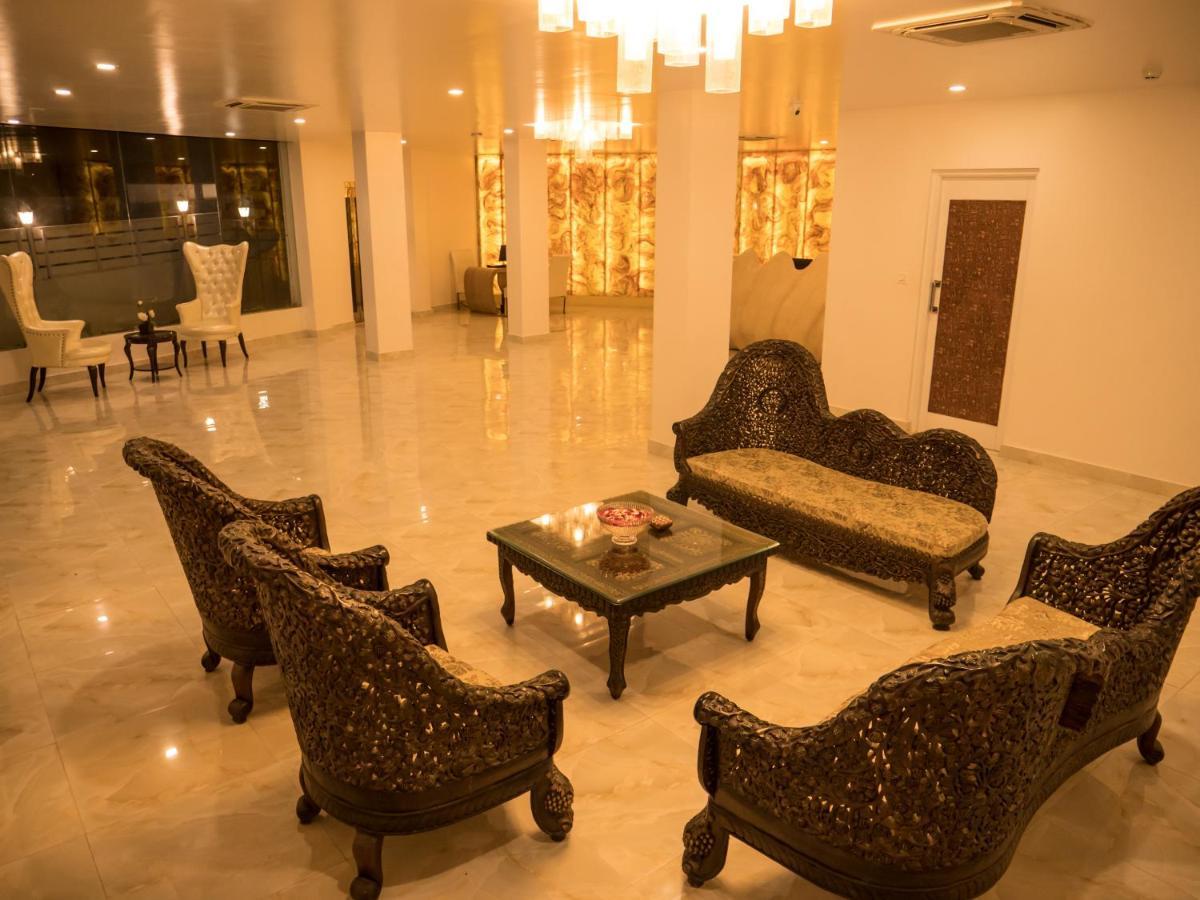 Hotel Blue Waves Jangli Ghāt Exterior photo